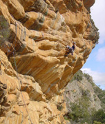 Malcom Matheson does the trad traverse classic of Stone Temptress (22), Centurion Walls.