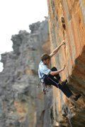 Kent Paterson onsights pitch 1 of The Seventh Bananna (23), Taipan Wall.