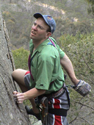 Ben leading "Knight Moves", 12m grade 16 at Nightfall Pinnacle.