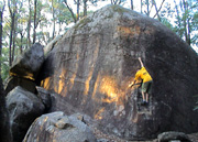 Kent bouldering on Ship Rock